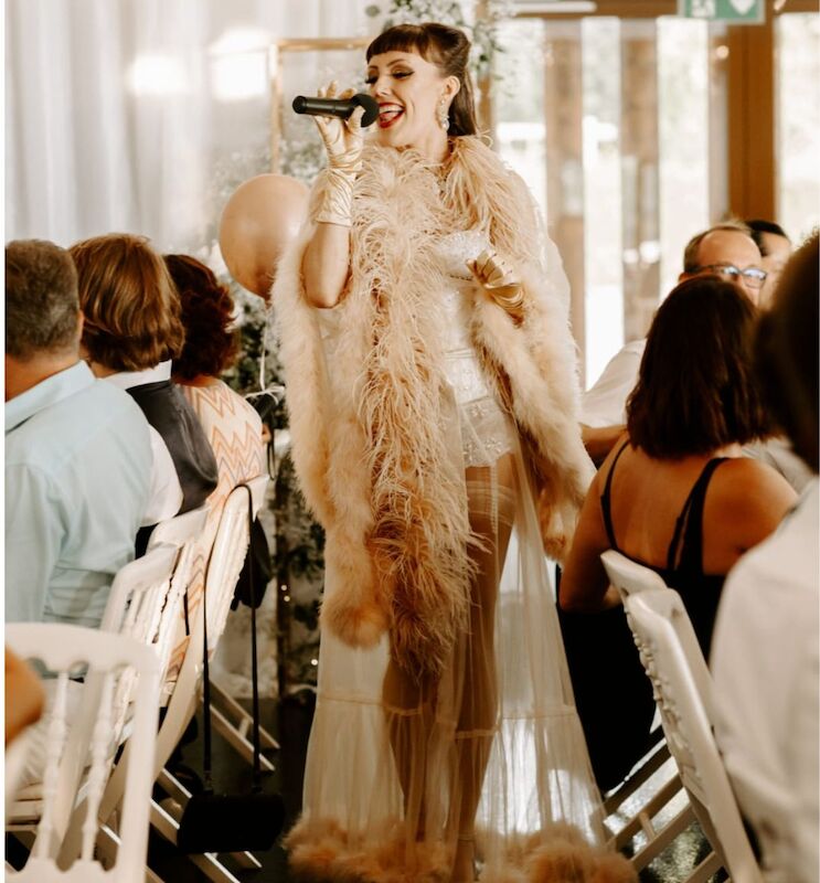 Silvester Magic Dinner -  Zauberhaft burlesque!