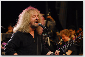 Barclay James Harvest feat. Les Holroyd