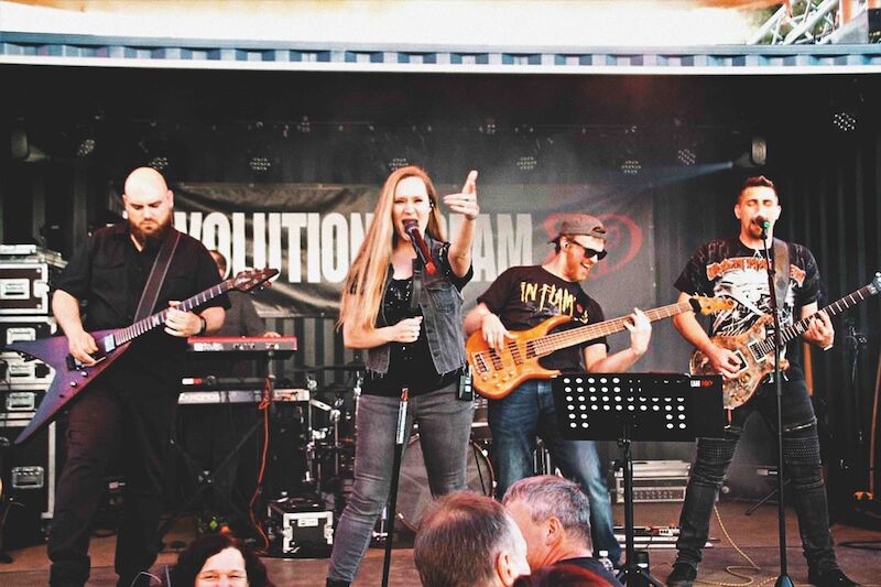 Sommer Special mit Revolution of a dream